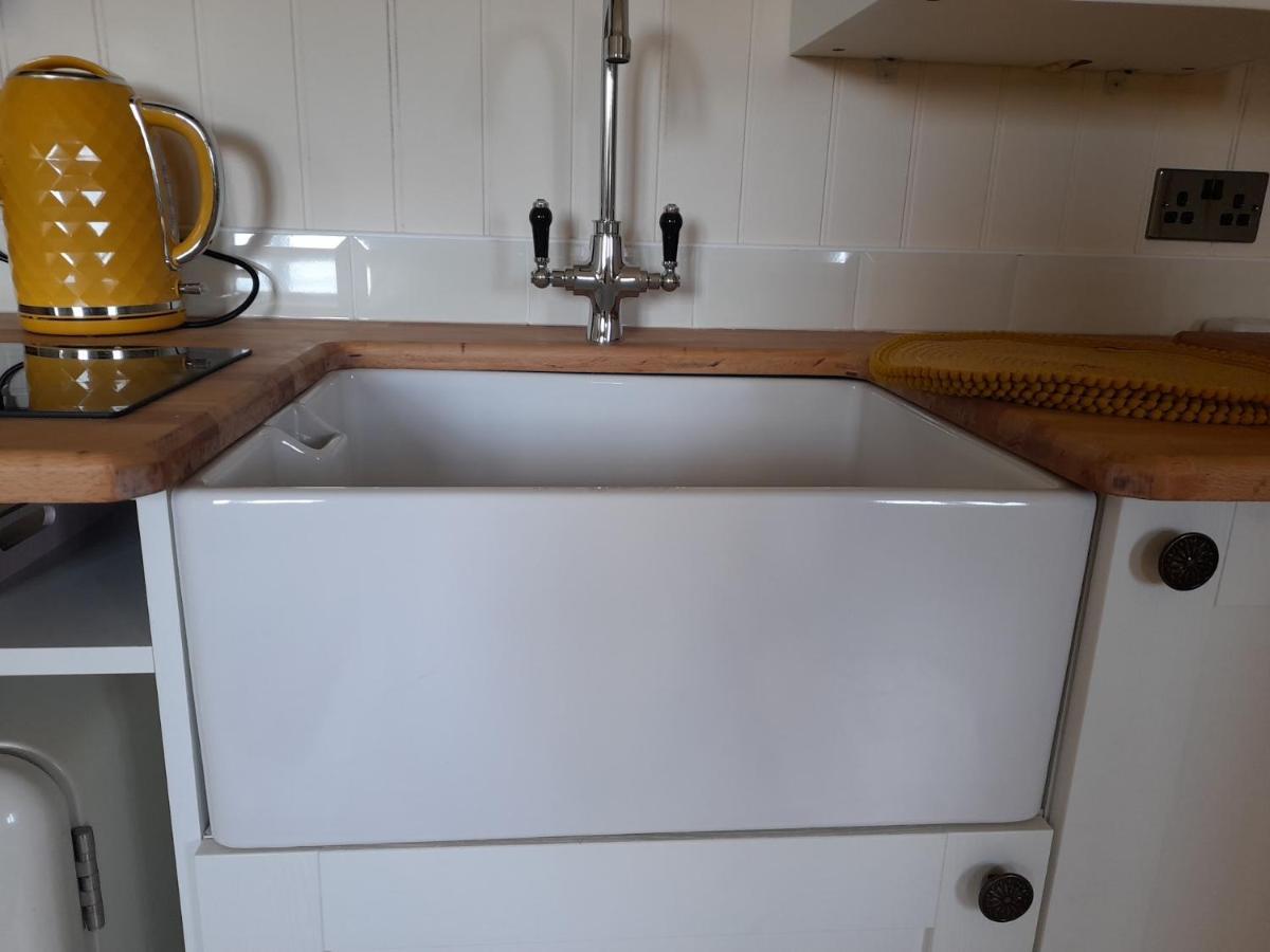 Dinky'S Den Apartamento Coverack Exterior foto