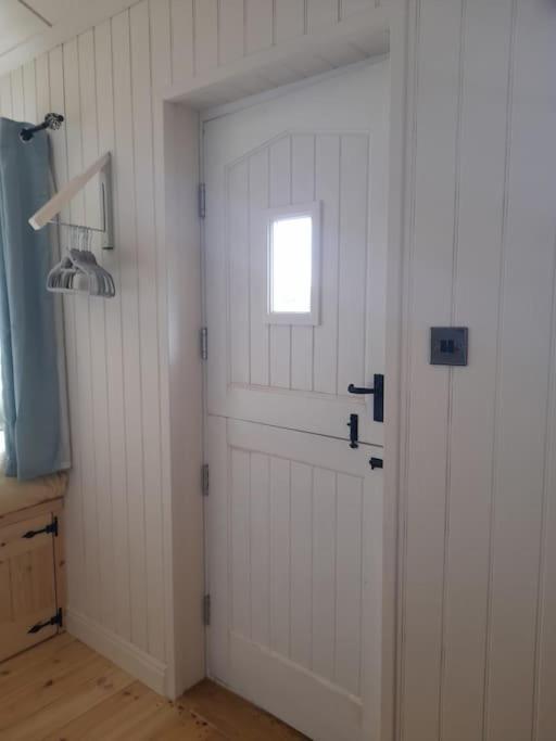 Dinky'S Den Apartamento Coverack Exterior foto