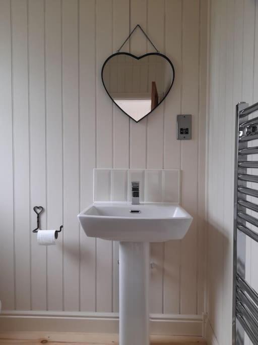 Dinky'S Den Apartamento Coverack Exterior foto